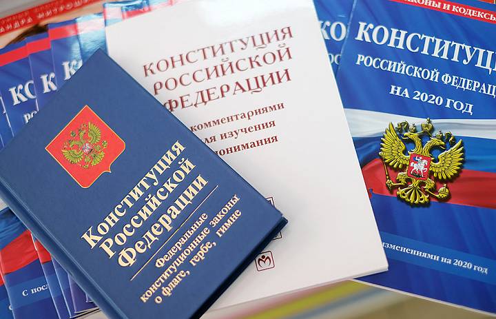 Поправки в Конституцию повысят роль местного самоуправления в системе власти и расширят возможности муниципалитетов в принятии решений
