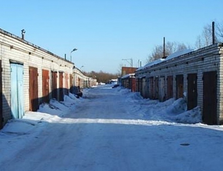 Законопроект «Единой России» поможет 3,5 миллионам россиян зарегистрировать гаражи и землю под ними, а также защитить их имущество от сноса