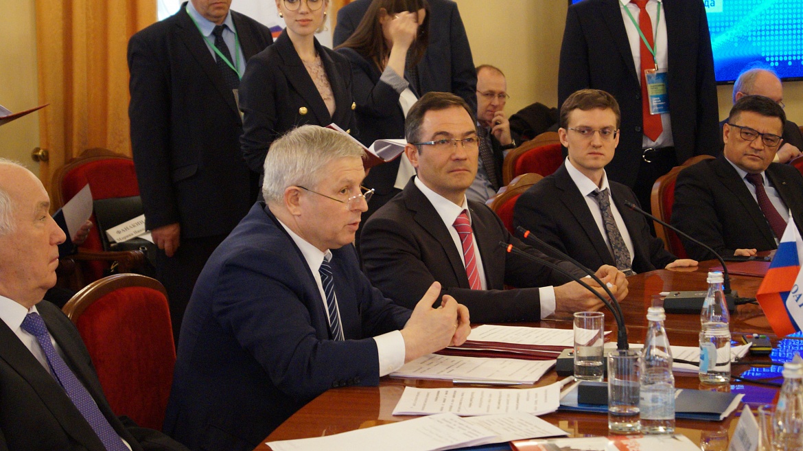 Обновленный закон о госзакупках уже в этом году должен улучшить качество детского летнего отдыха